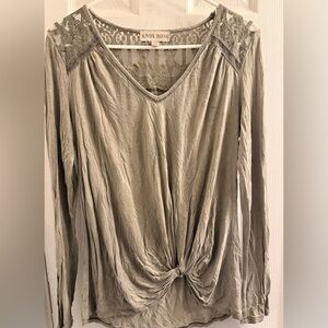 Knox Rose Light Gray Women's Blouse size XS